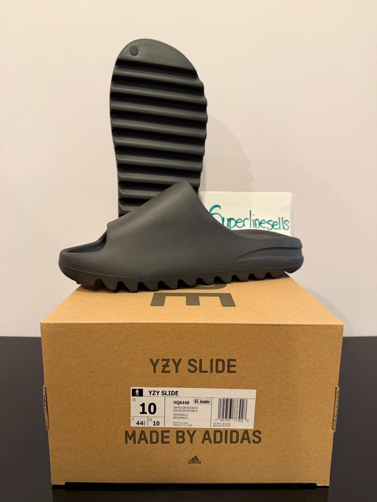 Adidas Yeezy Slide Onyx Size 10 (100% Authentic) HQ6448
