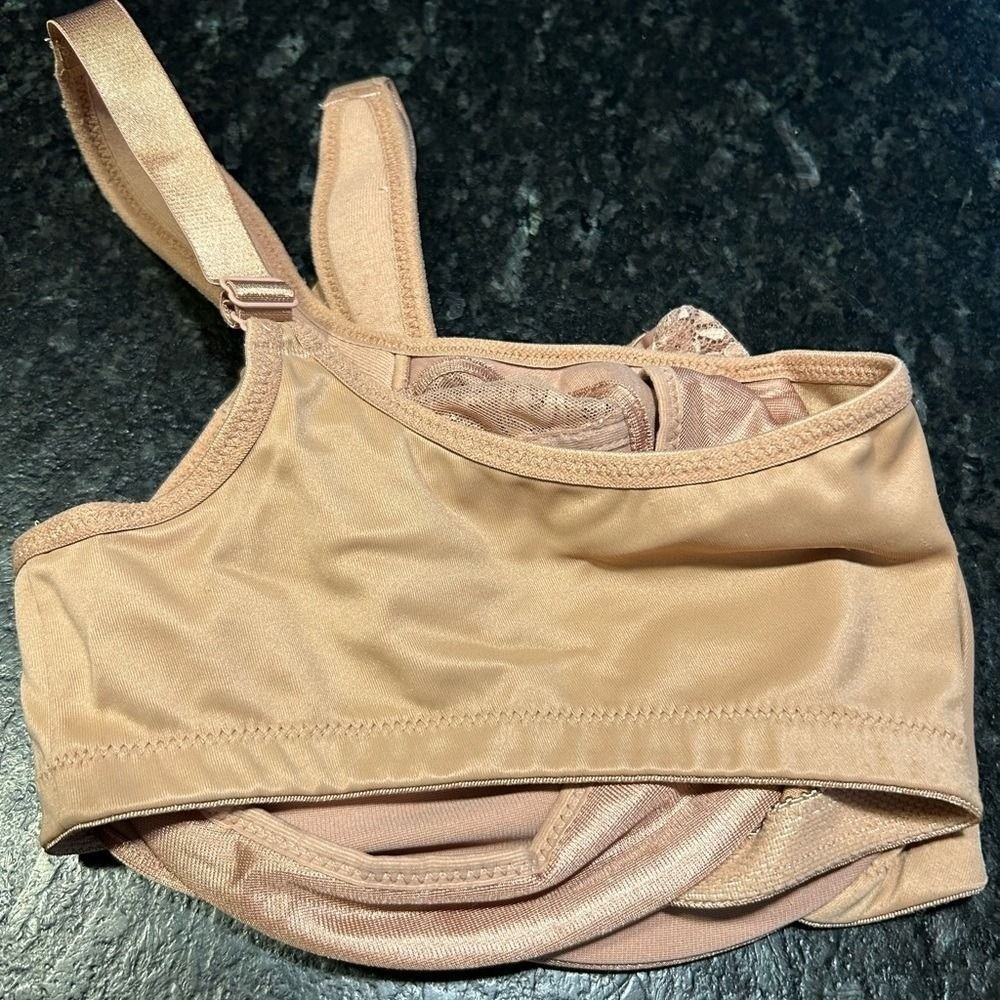 Glamorise Beige Lace Front Closure Bra Intimates 48B