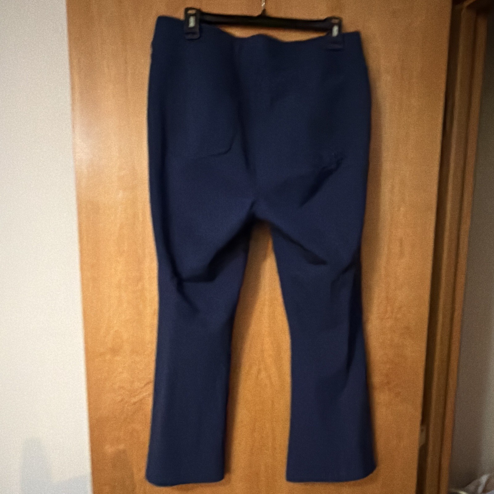 St Johns Bay Women’s Blue Pull-On Stretch Pants Flat Front Solid Size L