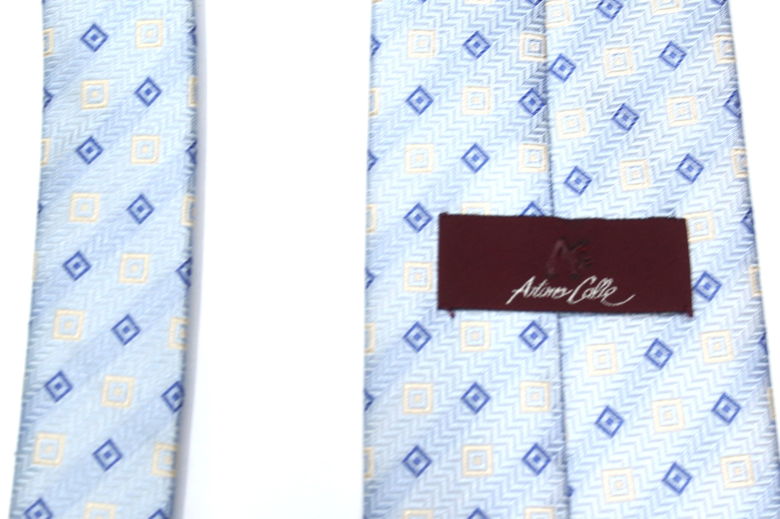 787 ) ARTURO CALLE MEN’S TIE 100% SILK MADE IN ITALY