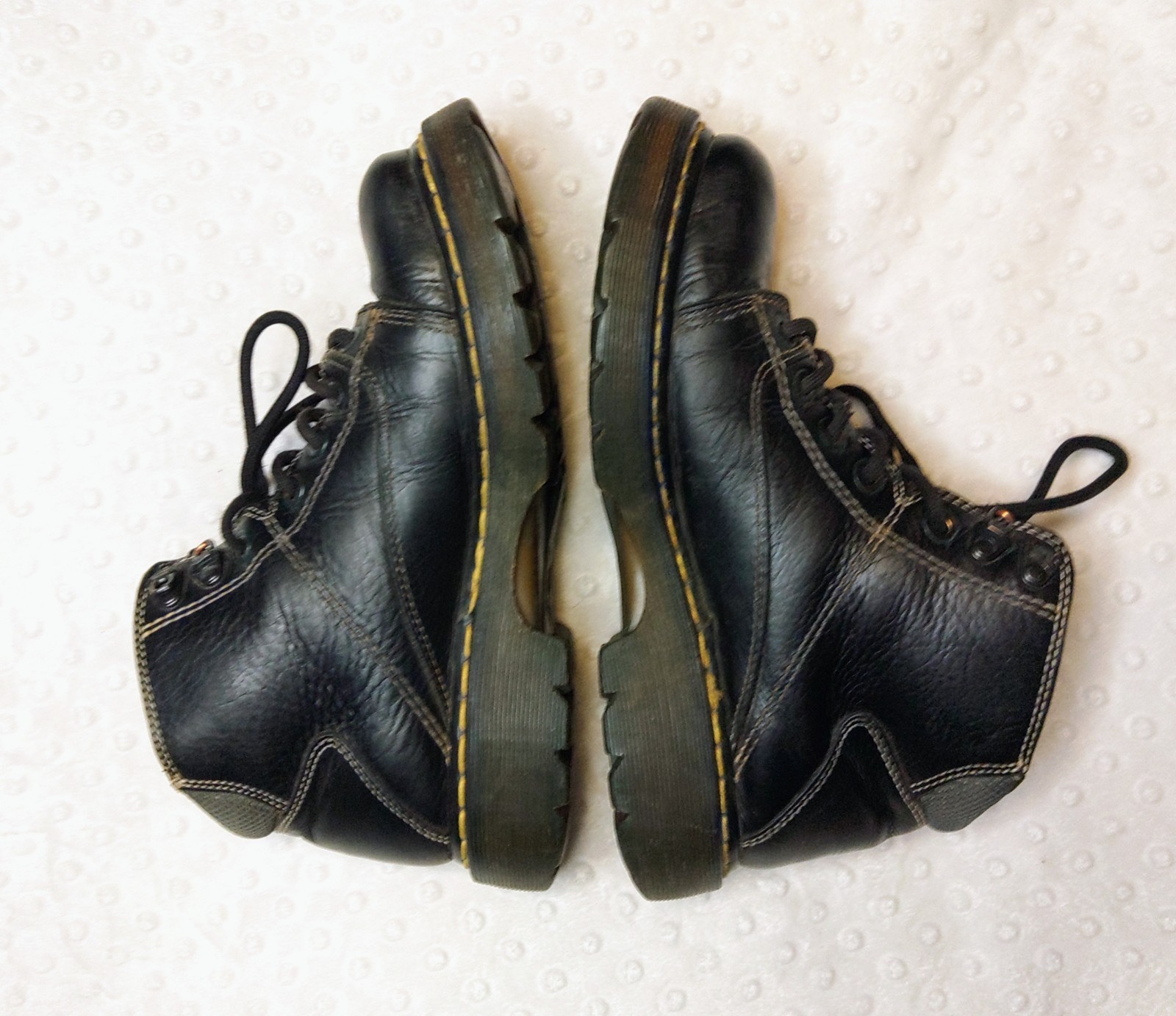 Dr. Martens VTG Air Wair 8A07 BLACK Ankle Lace Up M 8 W 7 Combat Boots None Slip
