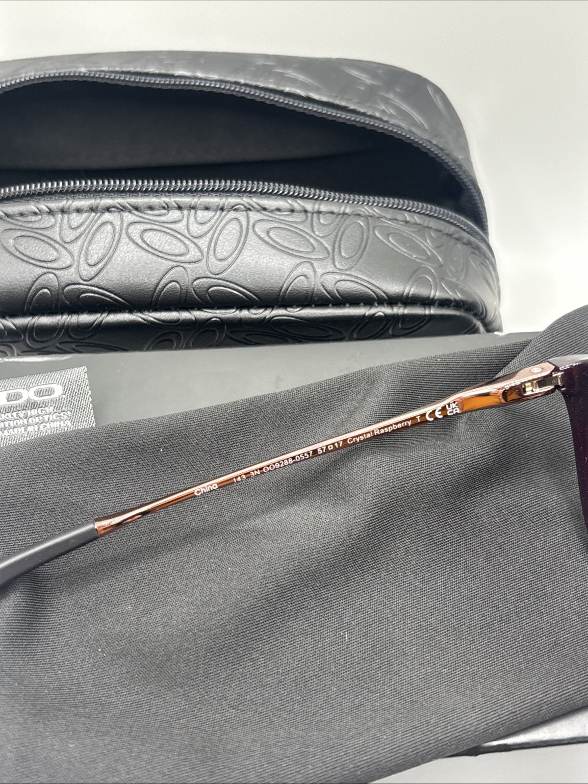 Oakley Sunglasses Women’s Prizm Crystal Raspberry New Authentic W/ Case