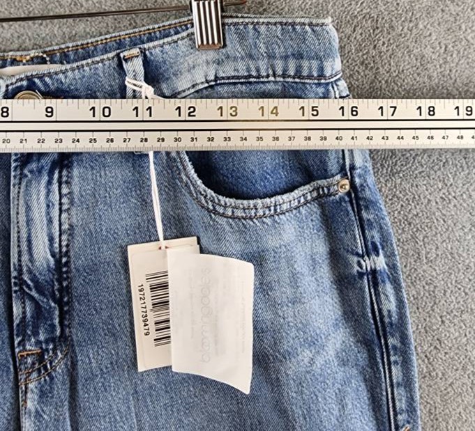 Good American Weightless Good Standard Ease Jeans Women’s 2/26 Indigo Faded