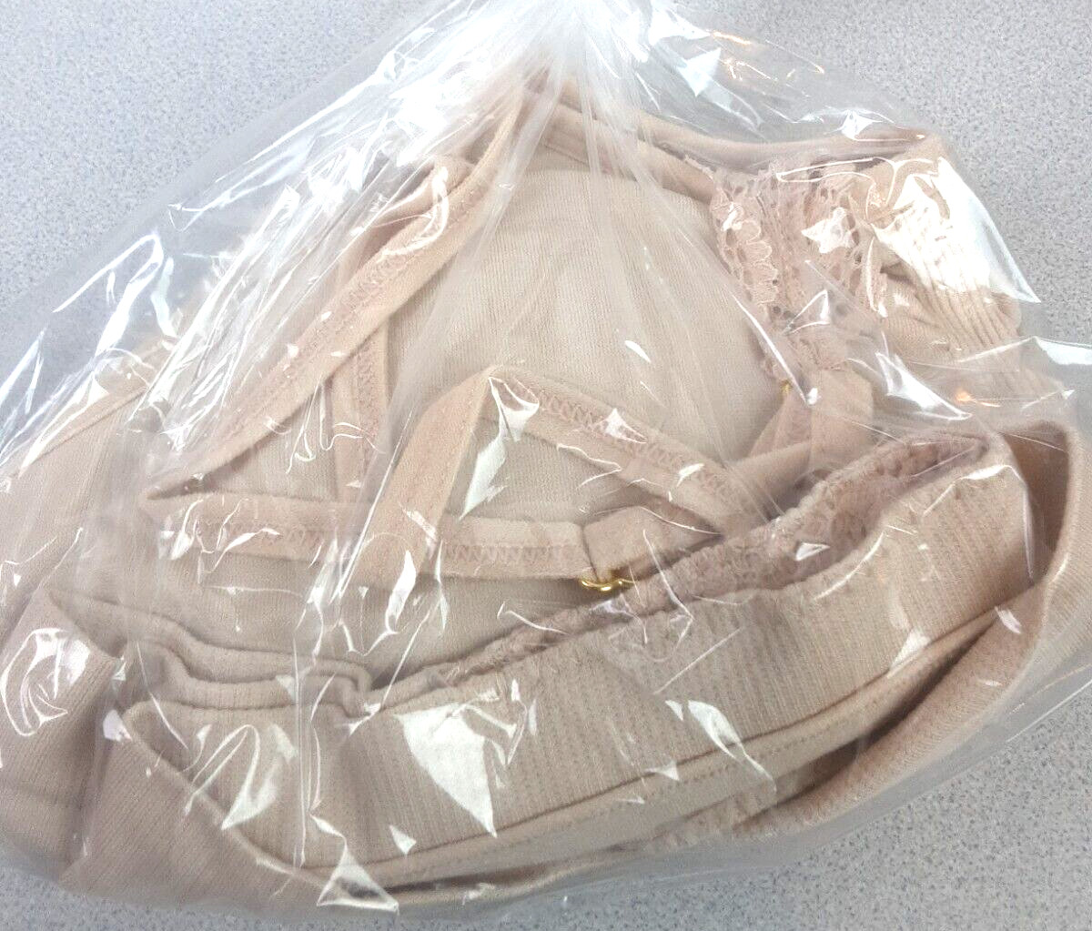 Maidenform RN 15741 Beige Nylon Pullover Bra Size Juniors L (50)