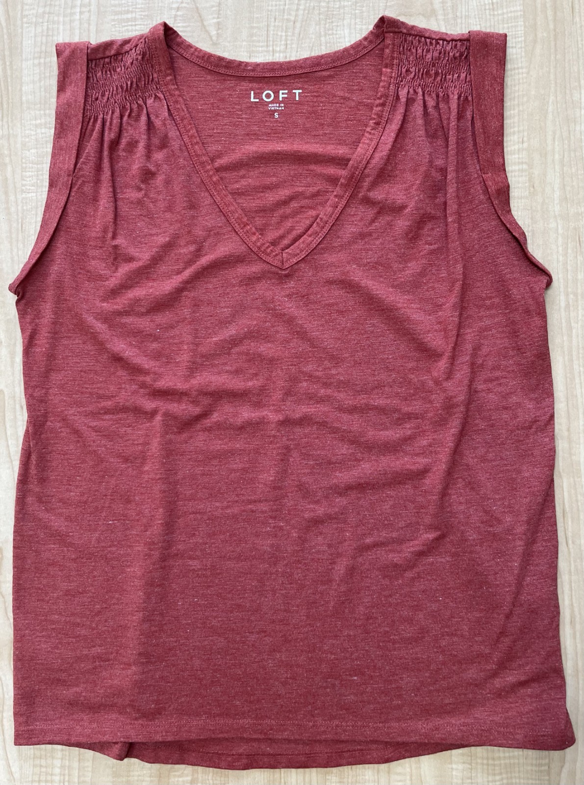 Lot of 4 Loft Sleeveless Tops, Size Small, Excellent Condition/Barely Worn