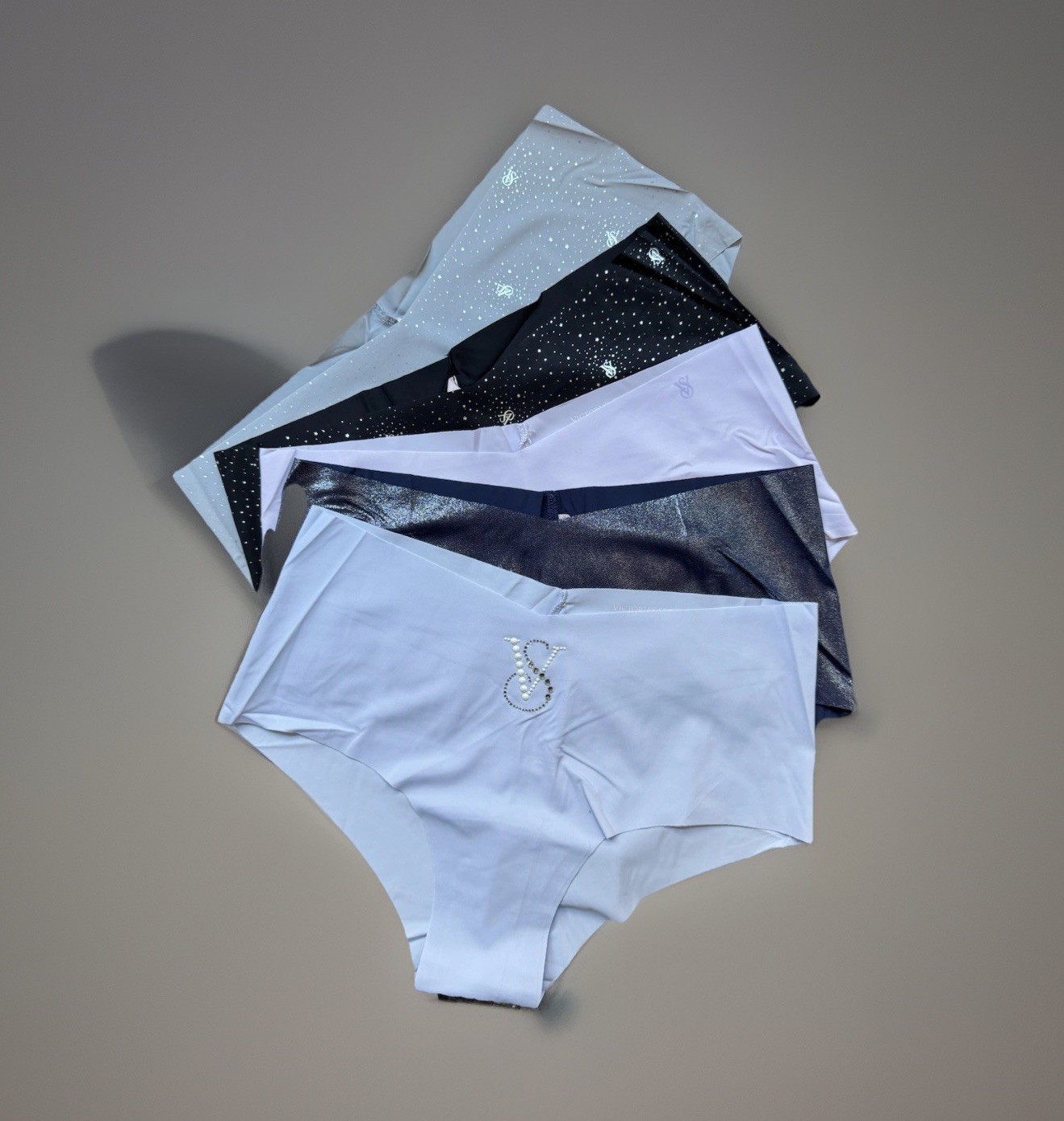 Lot 5 Victoria’s Secret sz M No-Show Cheeky Tanga Panty Bundle Pack Cheekster