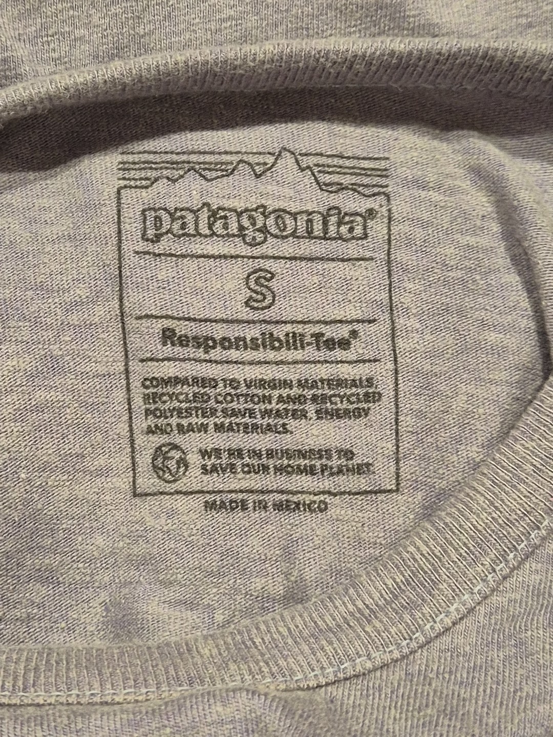 WOMENS PATAGONIA LONG SLEEVE RESPONSIBILI-TEE SIZE SMALL