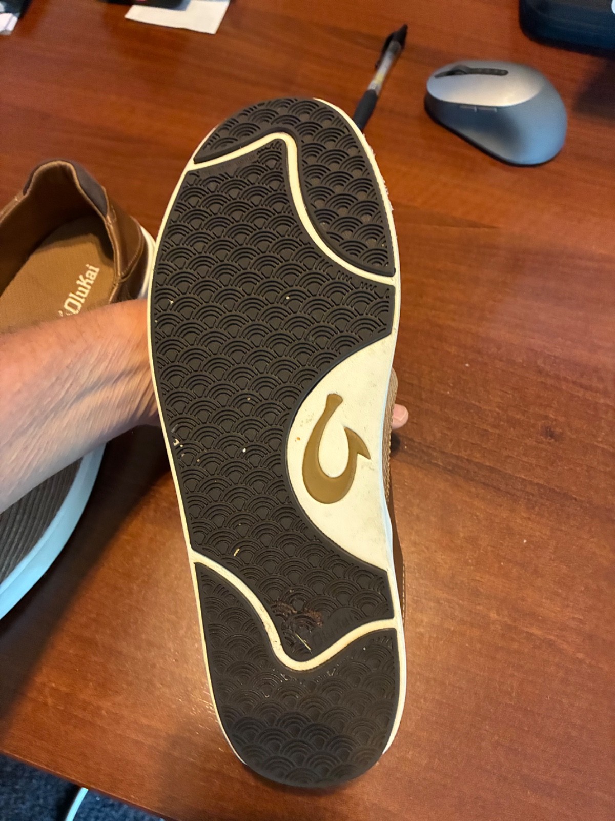 Men’s USA 10 M OLUKAI Lae’Ahi Kapa Brown Corduroy Leather Slip On Shoes – Nice!