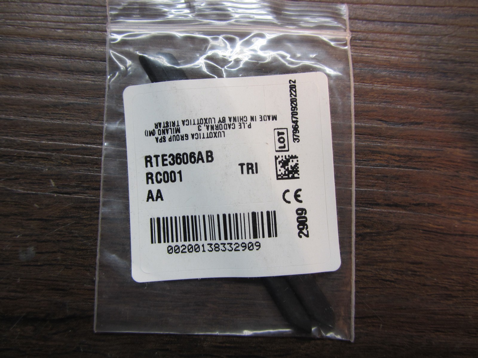 GENUINE Oakley Socket 5.0 / 5.5 OX3217 OX3218 Black Replacement Earsocks