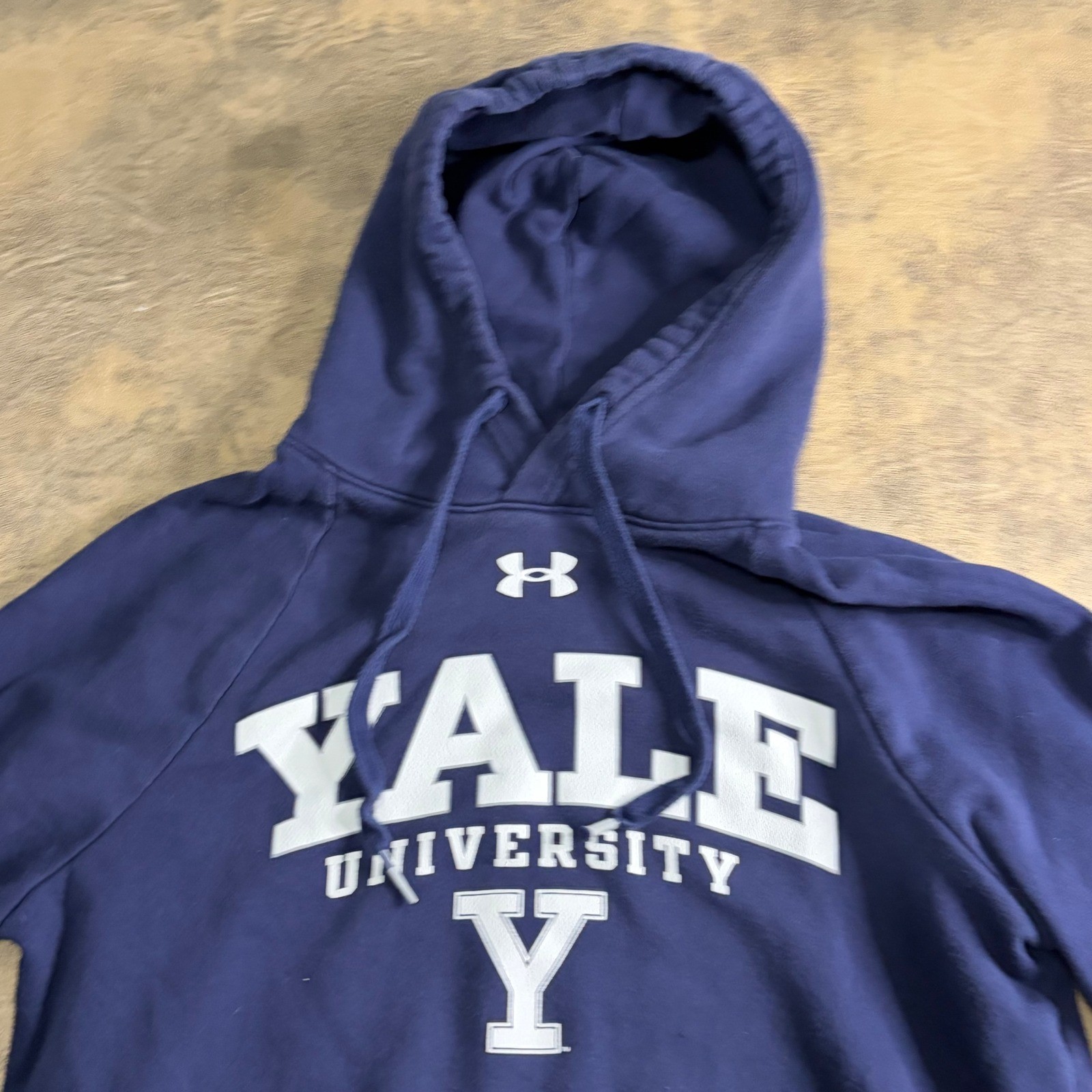 Under Armour Hoodie Mens Small Navy Blue Yale University Pullover UM0709