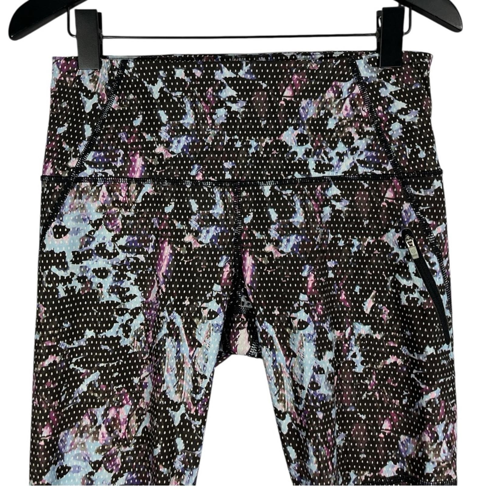 Lululemon All Sport Crop Legging size 6 in Floral Sport Tranquil Blue Multi