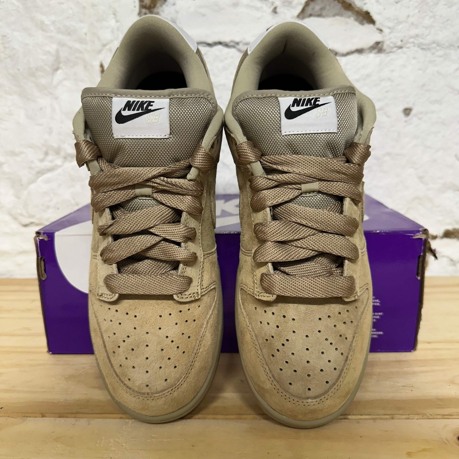Nike SB Dunk Low Pro B ‘Parachute Beige’ Men’s Size 9 NEW Sneakers HJ0367-200
