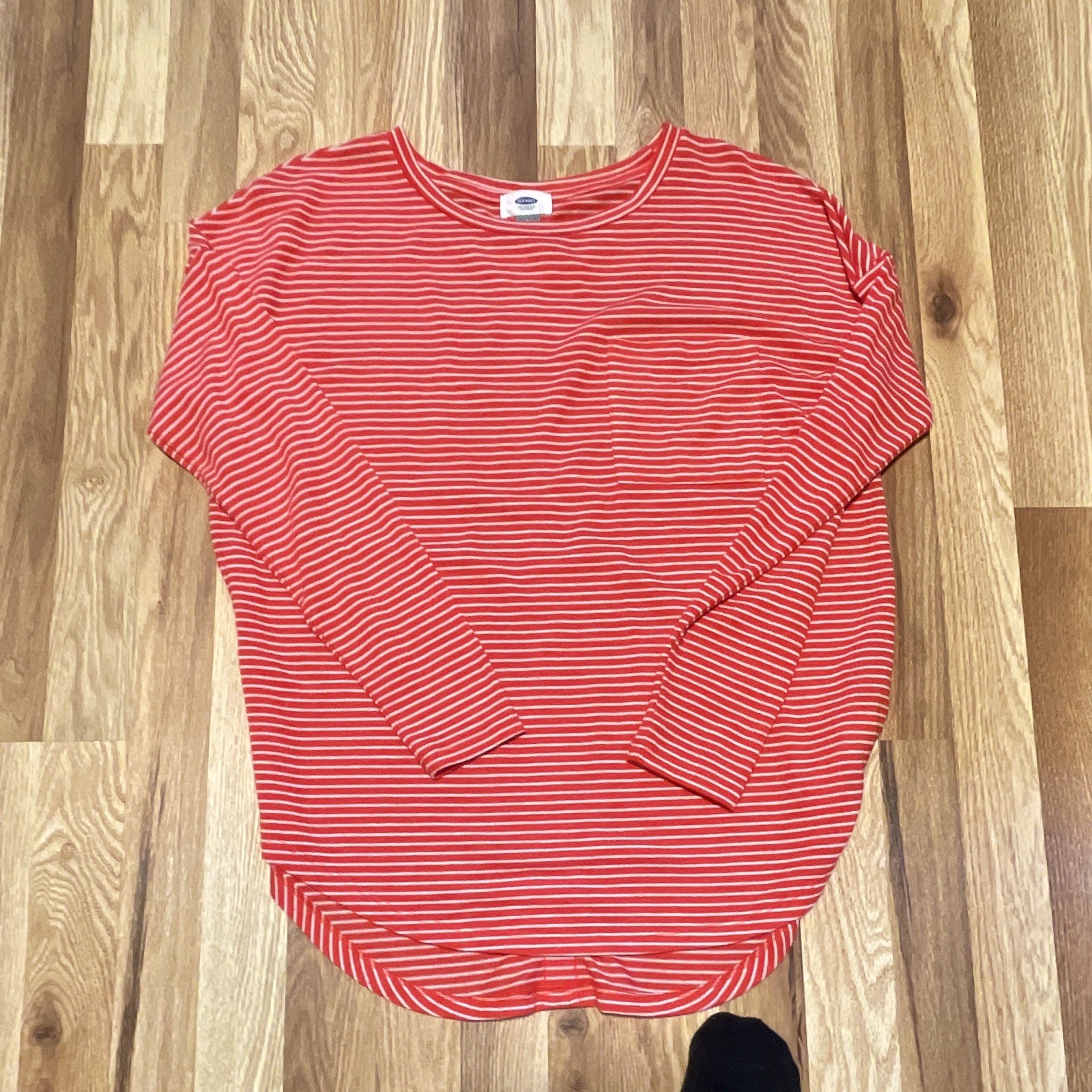 Old Navy Women’s Petite S Red & White Striped Knit Cotton Round Neck Top