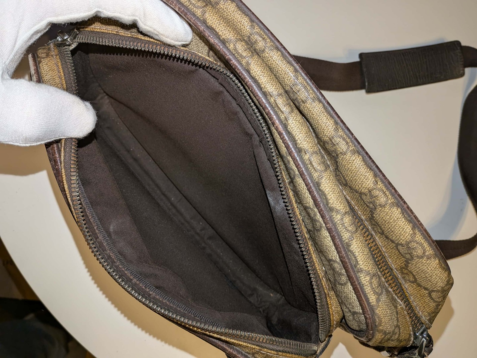 Usa Seller! Authentic! Gucci GG Supreme Canvas Shoulder Bag Brown Medium Women