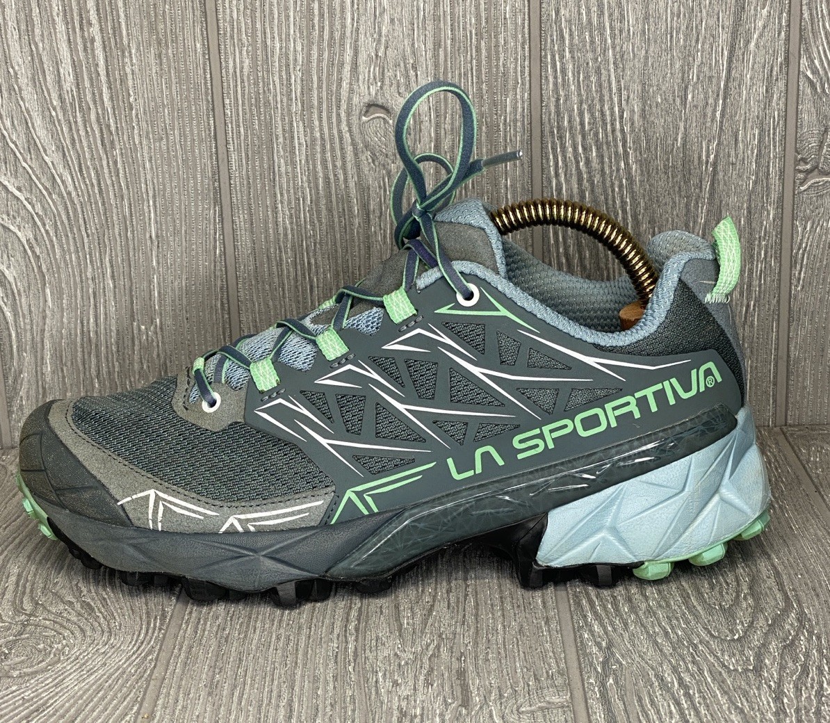 La Sportiva Akyra Women’s Trail Running Gray Mint Green Hiking Shoes Size 7.5