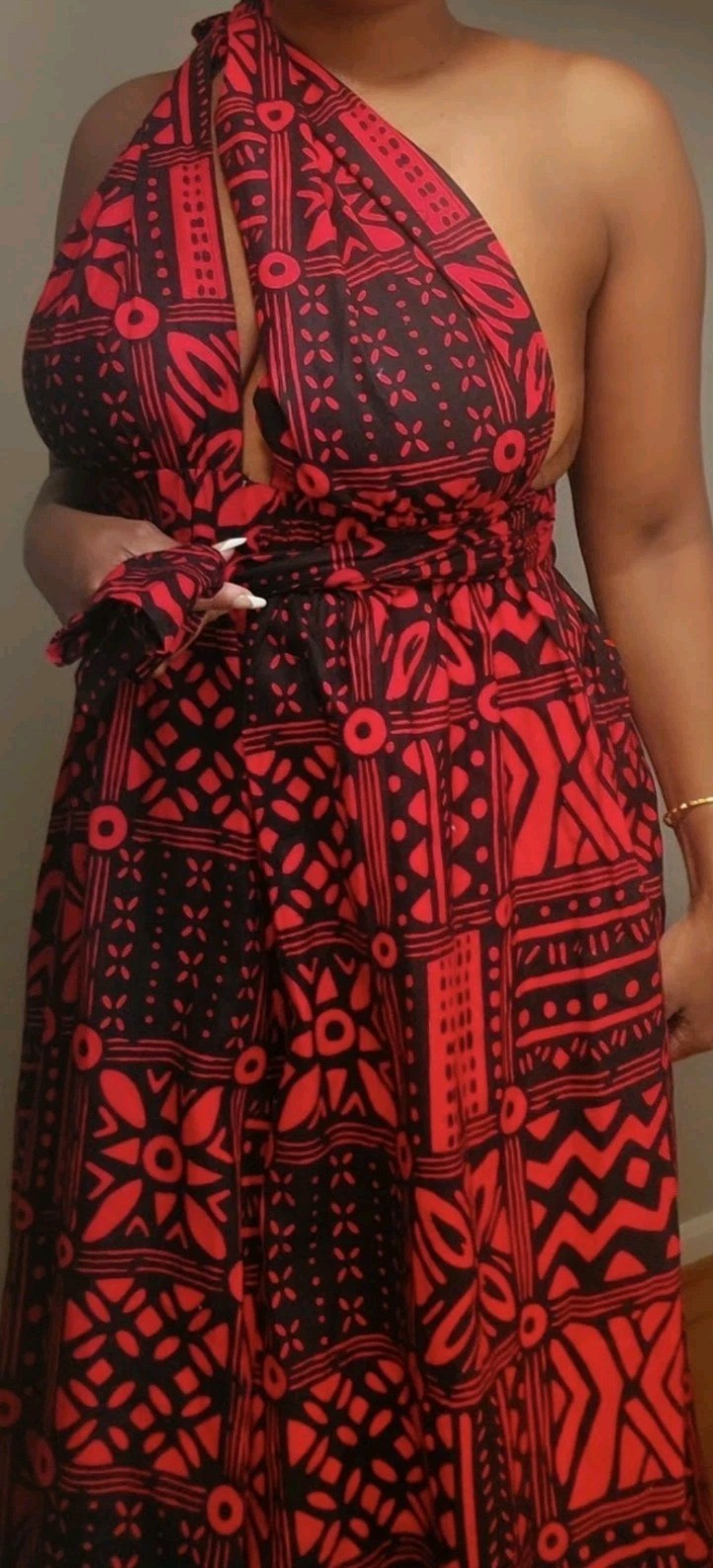 Black and red convertible wrap jumper
