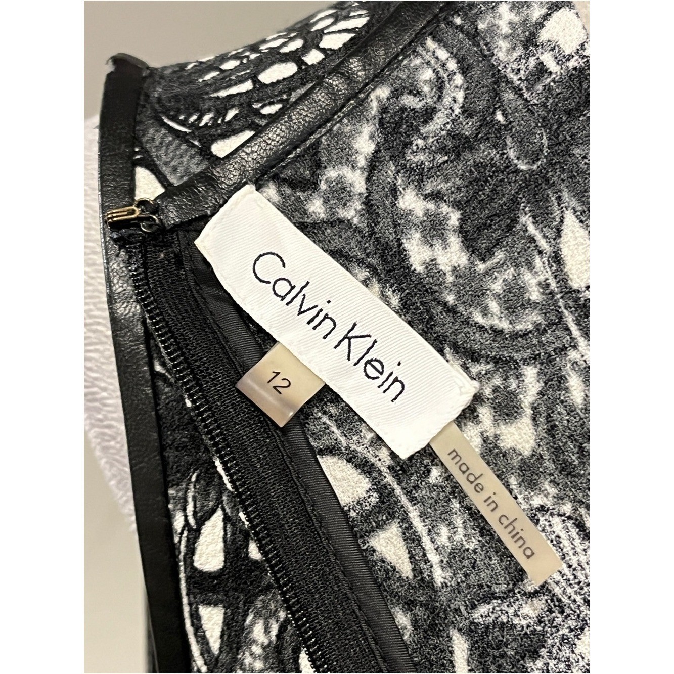 Calvin Klein Black & White Sleeveless Lace-Effect Fit-and-Flare Dress