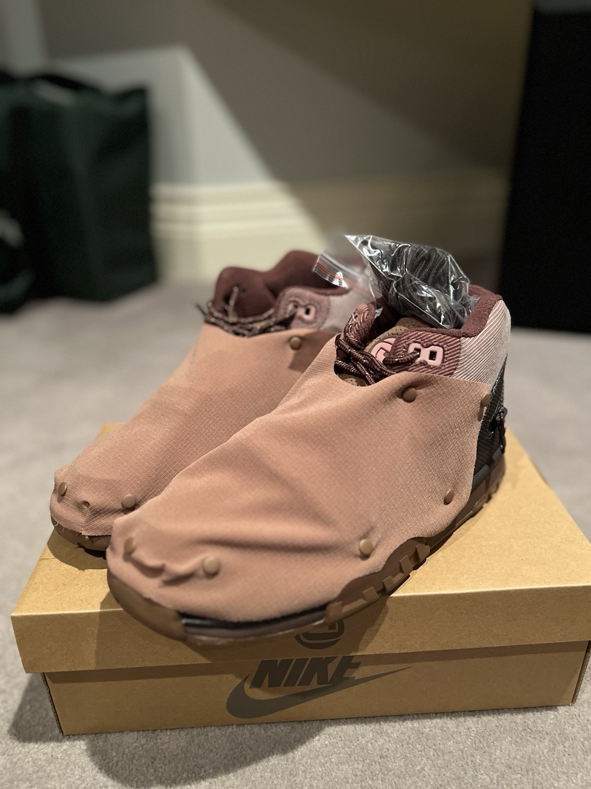Size 8.5 | Travis Scott x Nike Air Trainer 1 SP Chocolate Wheat | UNDER RETAIL
