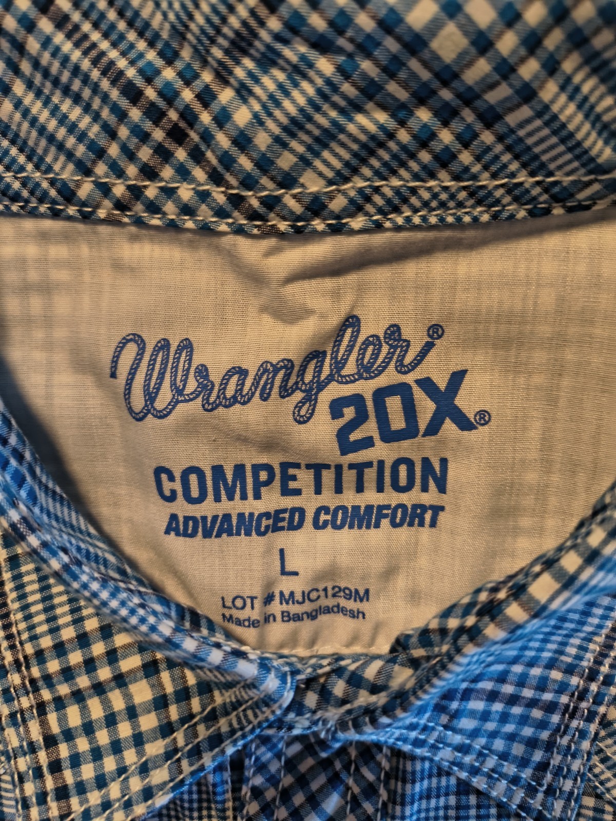 Wrangler 20X Competition Advanced Comfort Plaid Snap Shirt Blue/White L Pockets