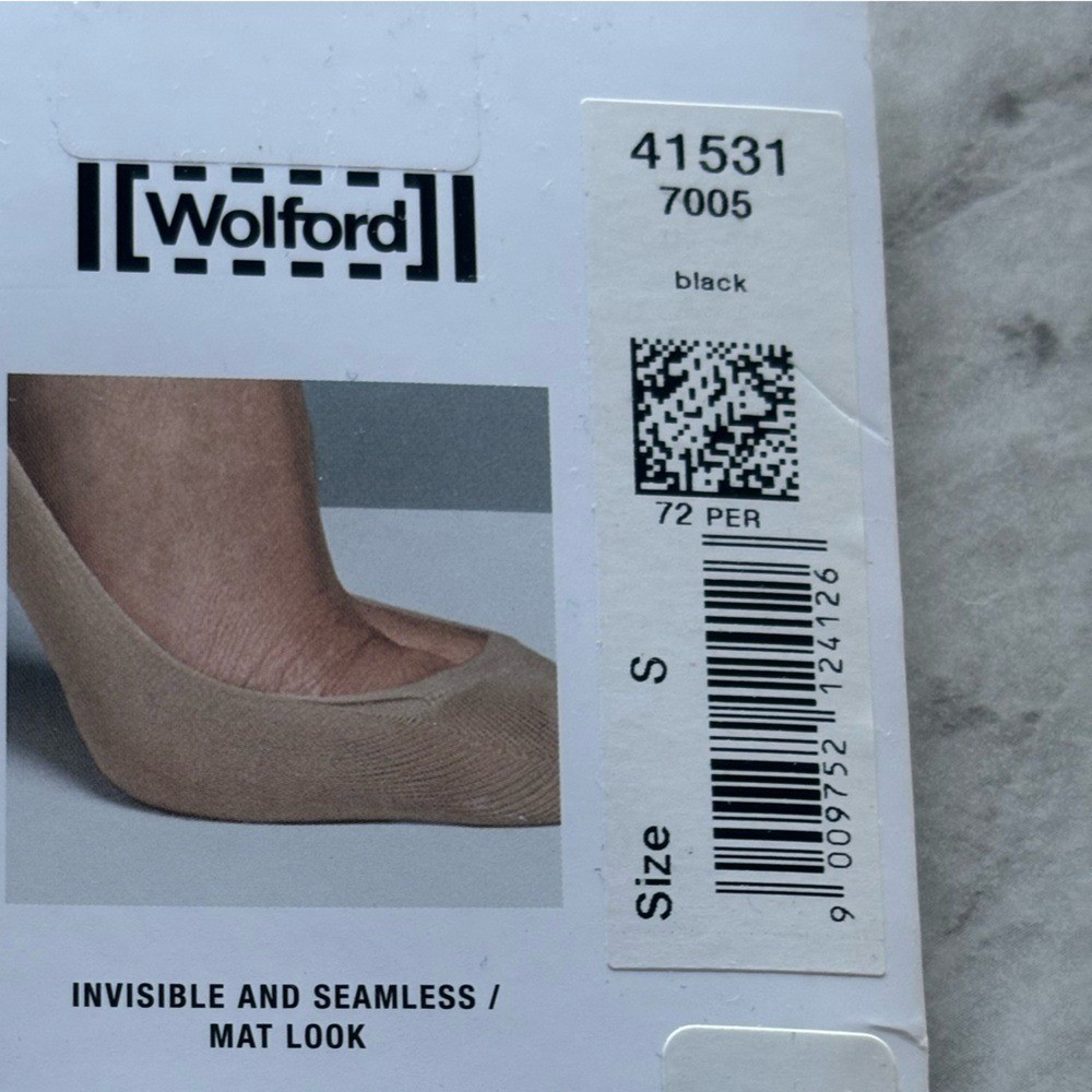 NEW Wolford Cotton Footsies Socks – 3 pair. One in Sisel and two in Black. Sz S