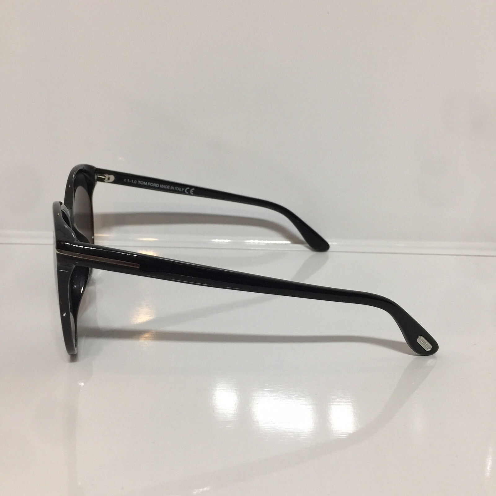 NIB Tom Ford Maxim TF787 01D Black Plastic Woman Polarized Sunglasses 59mm