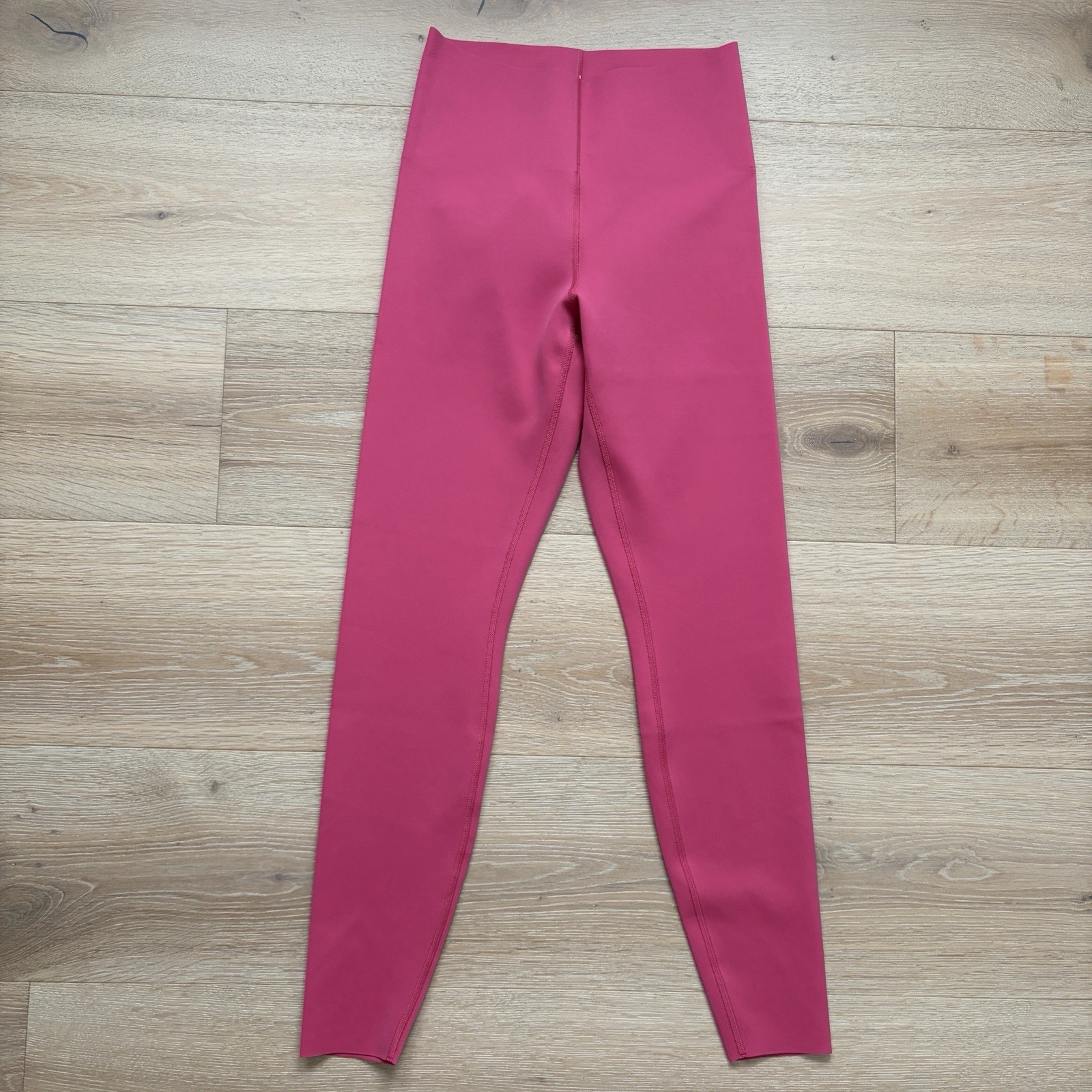 NWT Lululemon Glow Up HR Tight 25” Raspberry Coulis Leggings Size 6* P1