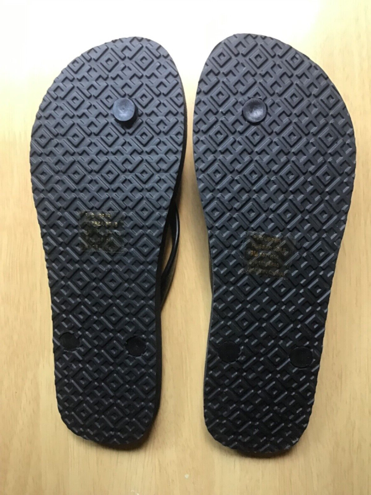 NWOB TORY BURCH MONOGRAM FLIP FLOPS (SIZE 8) rubber thong sandals Solid Black