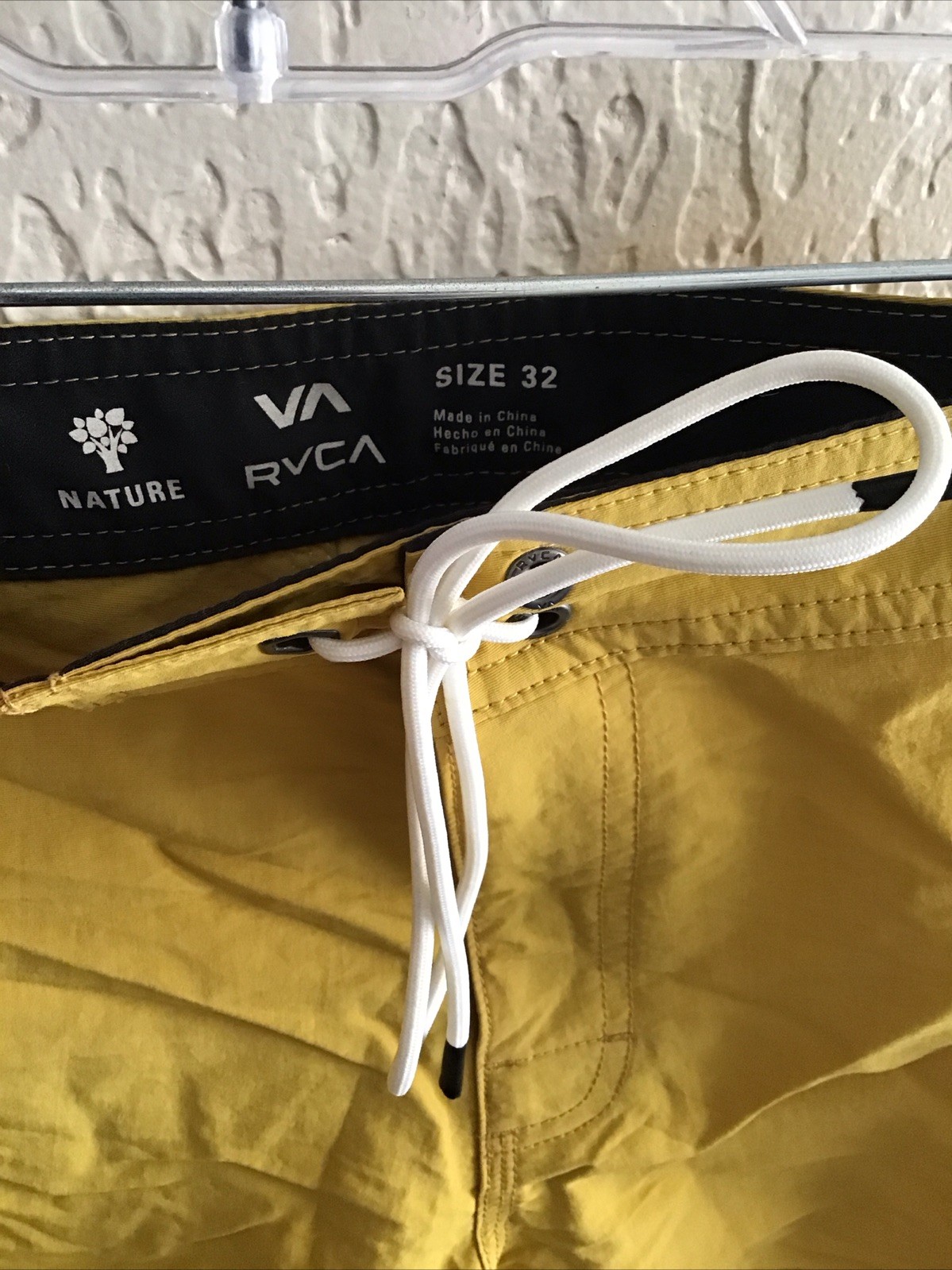 RVCA Size Medium Men’s Board Shorts Swim Trunks Golden / Yellow Color New UM