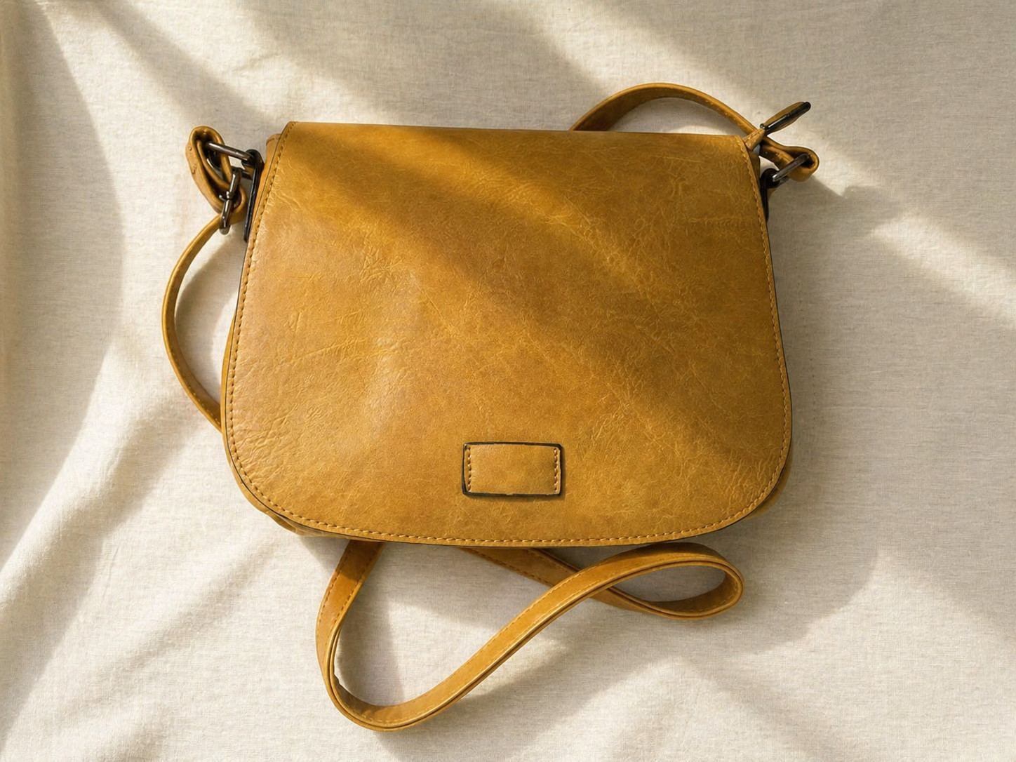Women’s Crossbody Purse Mustard Tan Shoulder Bag Multi-Compartment Italian Brand