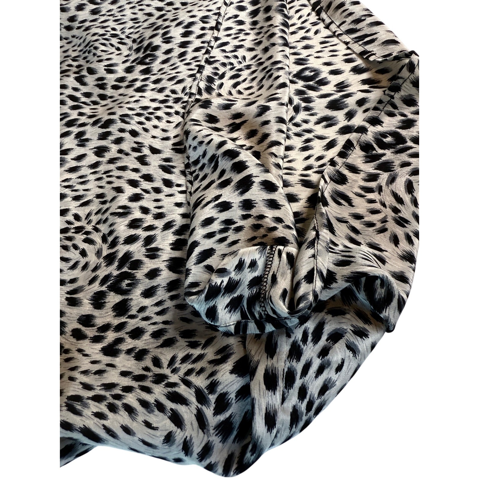Anna and Frank Vintage Silk Animal Print Blouse Shoulder Pads NWT Black