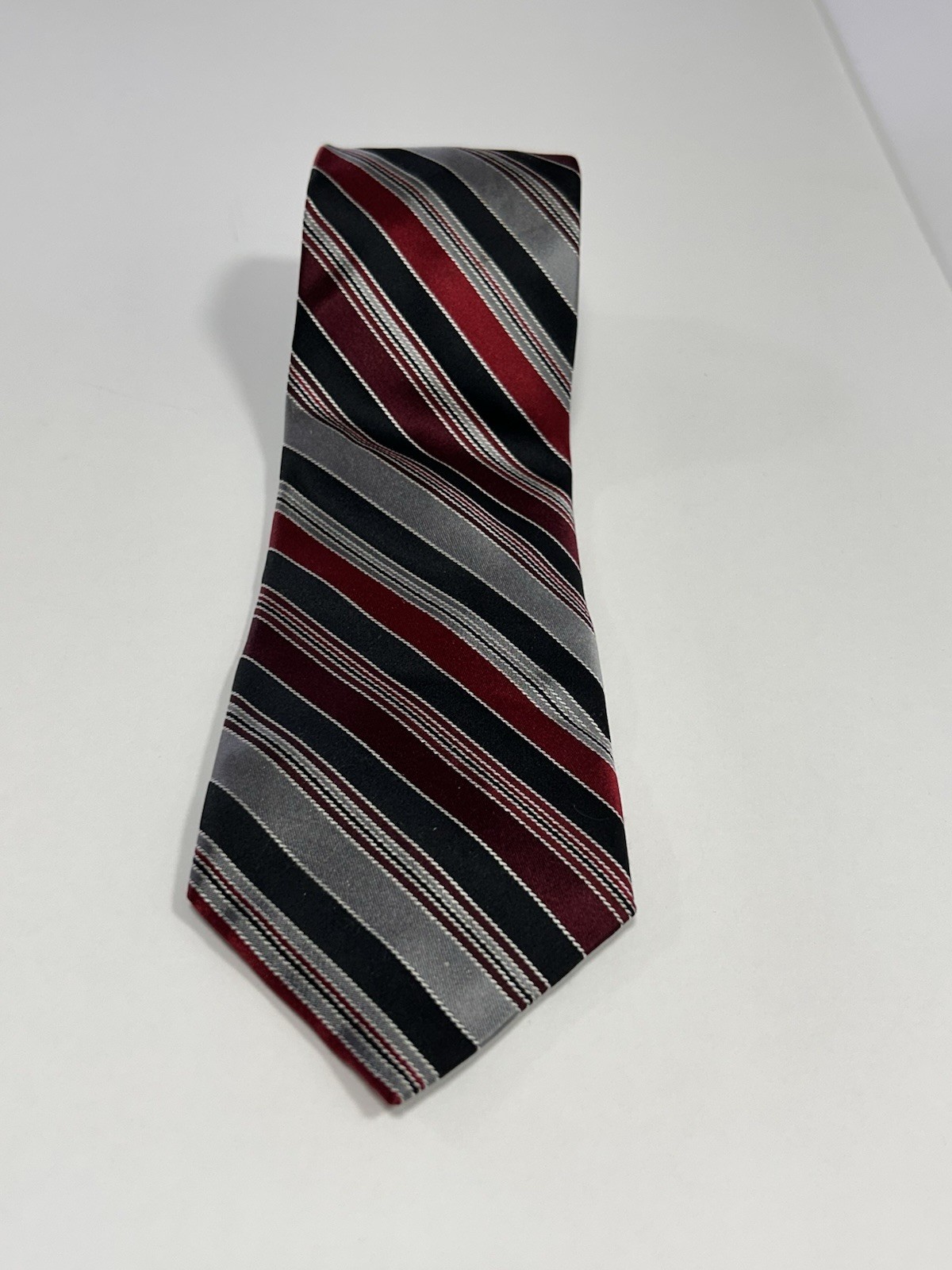 Perry Ellis Portfolio Men’s Striped Silk Tie Red Black Gray Handmade Classic
