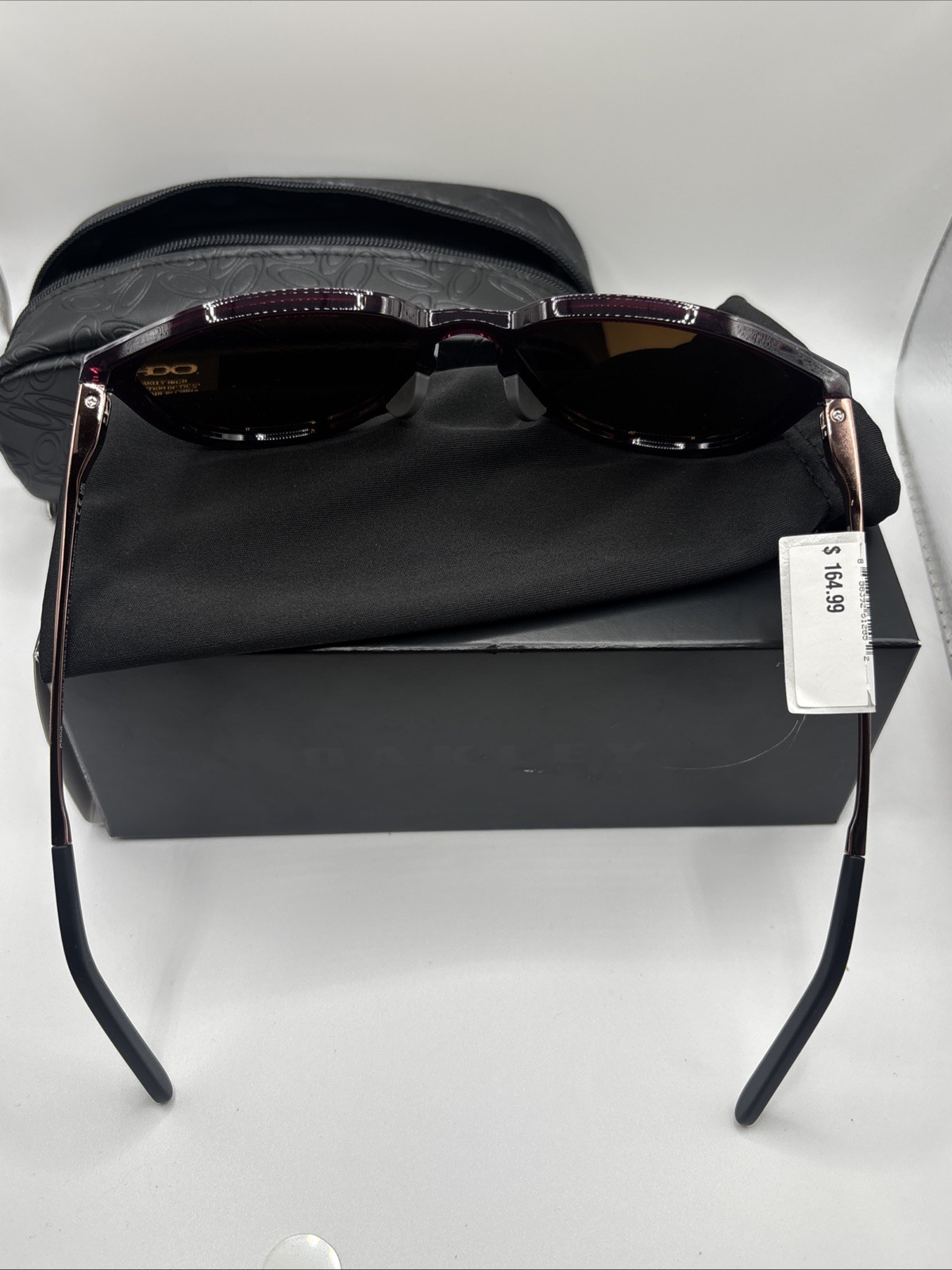 Oakley Sunglasses Women’s Prizm Crystal Raspberry New Authentic W/ Case