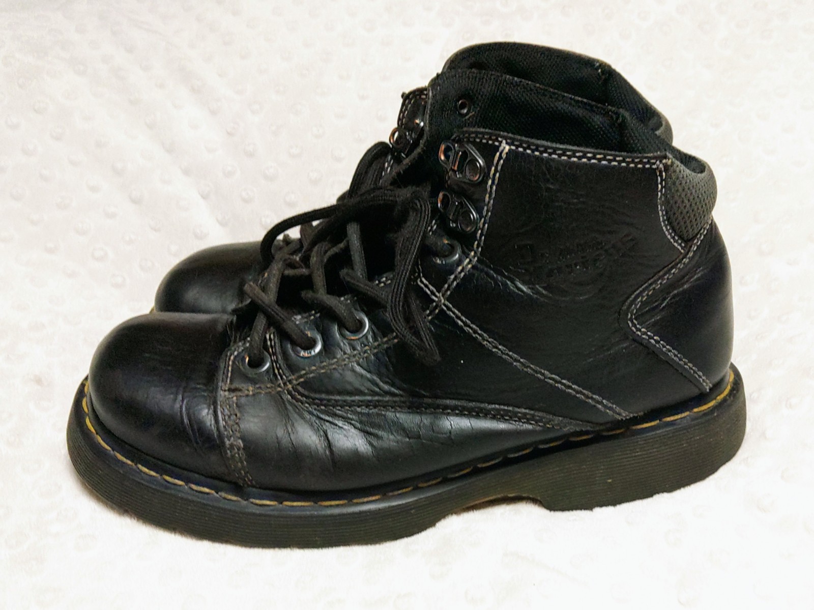 Dr. Martens VTG Air Wair 8A07 BLACK Ankle Lace Up M 8 W 7 Combat Boots None Slip
